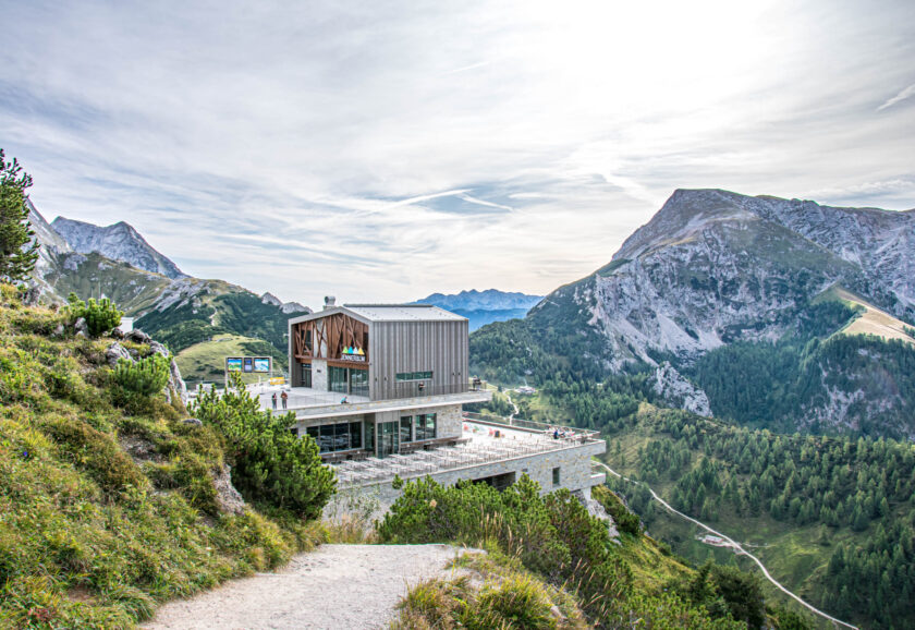 Die Jenneralm, die Gastronomie an der Bergstation der Jennerbahn